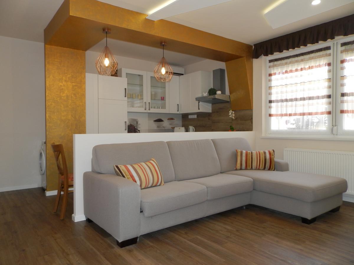 Katalin Boutique&Wellness Apartmanok Hajdúszoboszló Extérieur photo